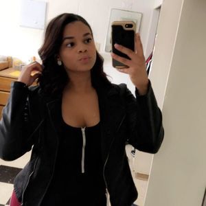 Meet your Posher, Daniela